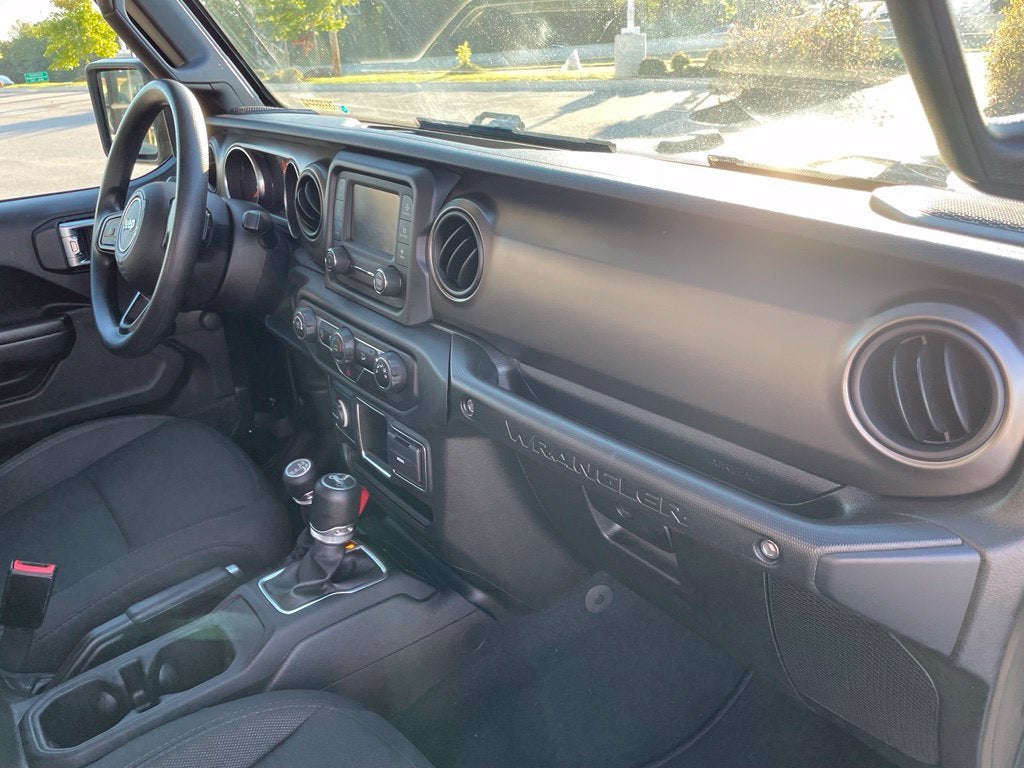 2019 Jeep Wrangler Sport - LOW MILES / BACKUP CAMERA