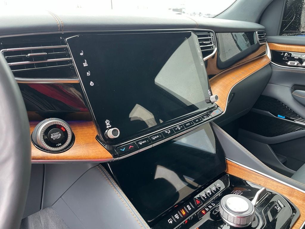 2022 Jeep Grand Wagoneer Series II - PANORAMIC SUNROOF / VENTILATED SEATS