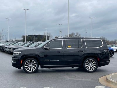 2022 Jeep Grand Wagoneer Series II - PANORAMIC SUNROOF / VENTILATED SEATS
