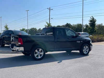 2019 RAM 1500 Classic Tradesman - IT'S GOT A HEMI!!! / 1-OWNER