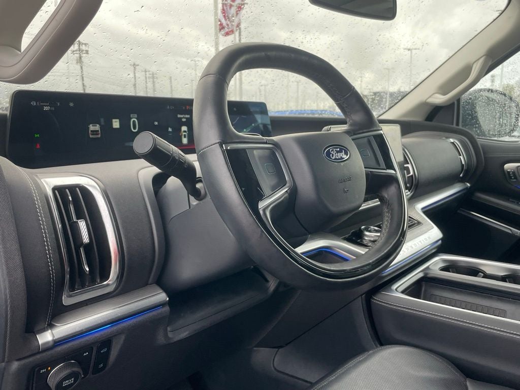 2025 Ford Expedition Max Platinum - BLUECRUISE EQUIPPED / AMBIENT LIGHTING