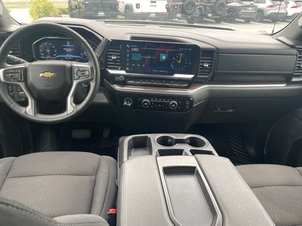 2024 Chevrolet Silverado 1500 LT LT1 - Z71 PKG / TRAILERING PACKAGE