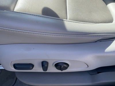 2022 GMC Acadia SLT - MEMORY SEATS / BLIND ZONE ALERT