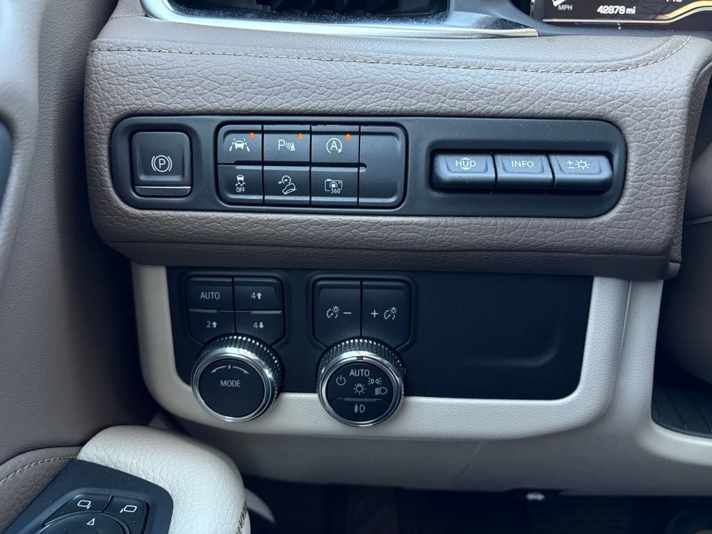 2024 GMC Yukon Denali - PANO ROOF - REAR ENTERTAINMENT -