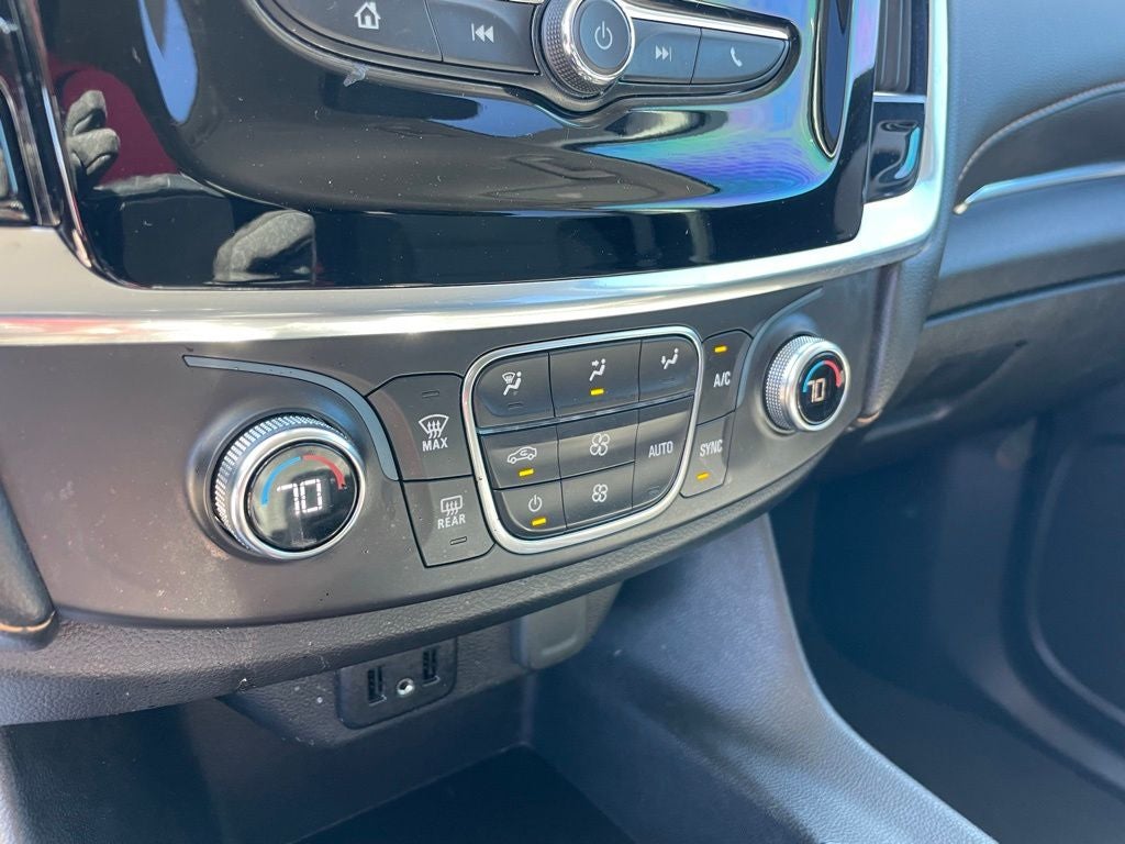 2019 Chevrolet Traverse LS - ONE OWNER / CLEAN CARFAX