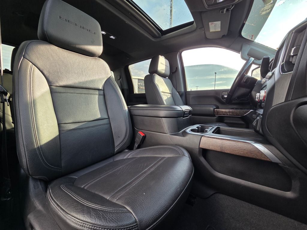 2022 GMC Sierra 2500HD Denali - ONE OWNER / CLEAN CARFAX