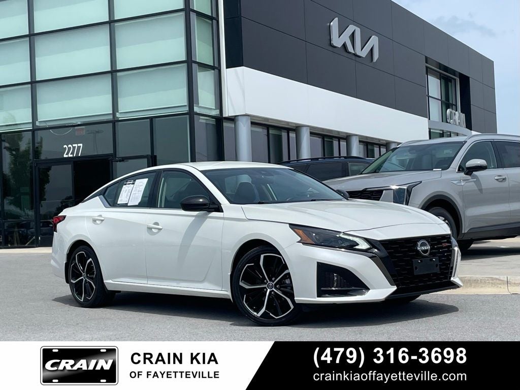 2023 Nissan Altima 2.5 SR - REMOTE START / APPLE CARPLAY