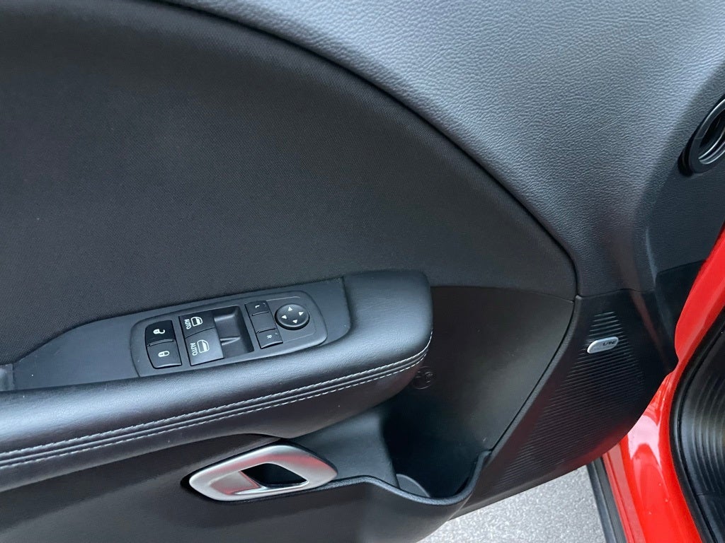 2023 Dodge Challenger SXT - HEATED SEATS / SUNROOF