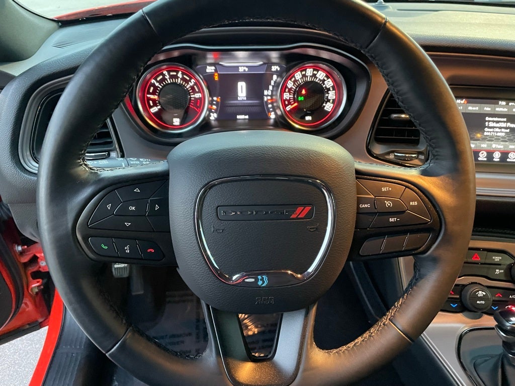 2023 Dodge Challenger SXT - HEATED SEATS / SUNROOF