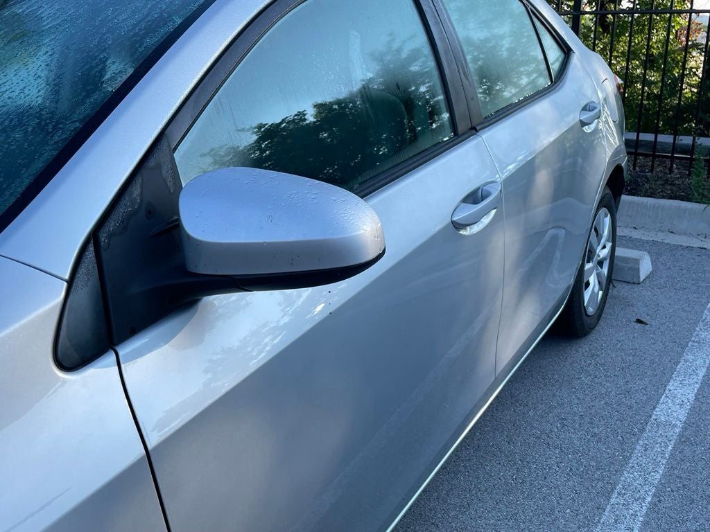 2016 Toyota Corolla LE - 38 MPG / KEYLESS ENTRY