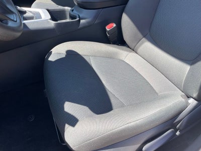 2025 Toyota RAV4 LE - WIRELESS APPLE CARPLAY / 30 MPG