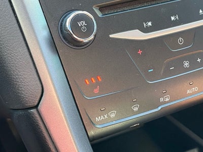 2015 Ford Fusion SE - HEATED SEATS / LANE KEEP ASSIST