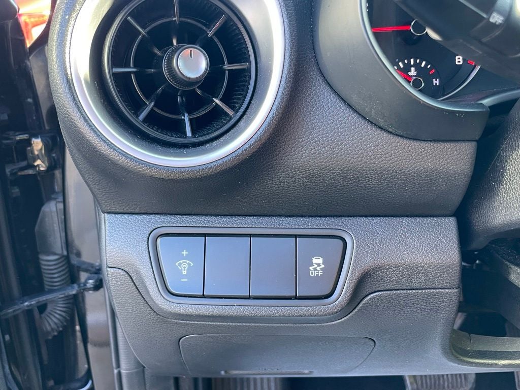 2024 Kia Forte LXS - KIA CERTIFIED / 8 INCH TOUCHSCREEN