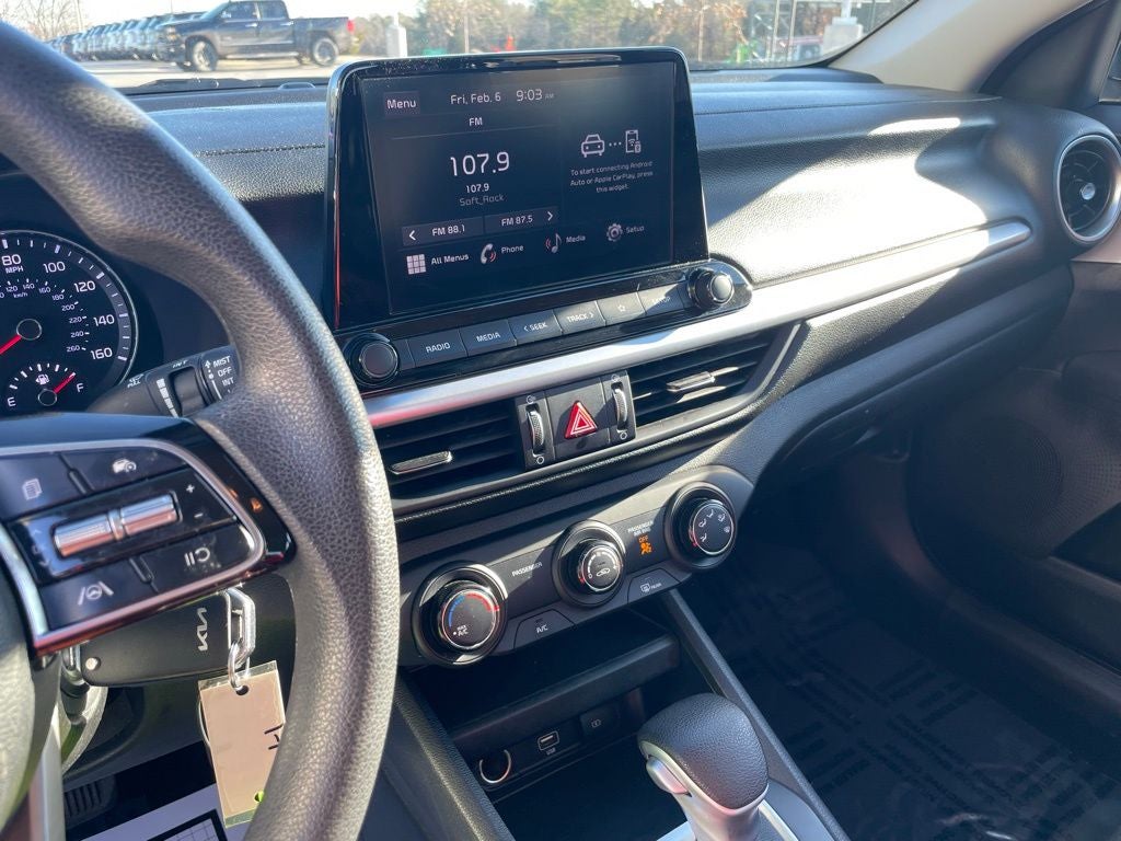 2024 Kia Forte LXS - KIA CERTIFIED / 8 INCH TOUCHSCREEN