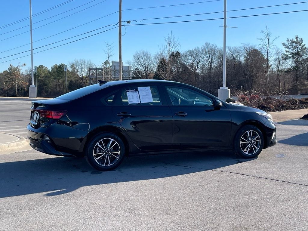 2024 Kia Forte LXS - KIA CERTIFIED / 8 INCH TOUCHSCREEN