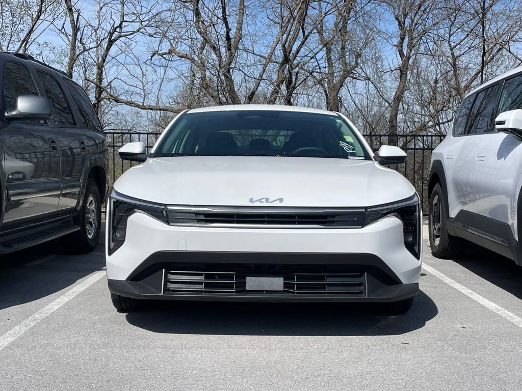 2025 Kia K4 LXS - KIA CERTIFIED / BLIND SPOT MONITOR