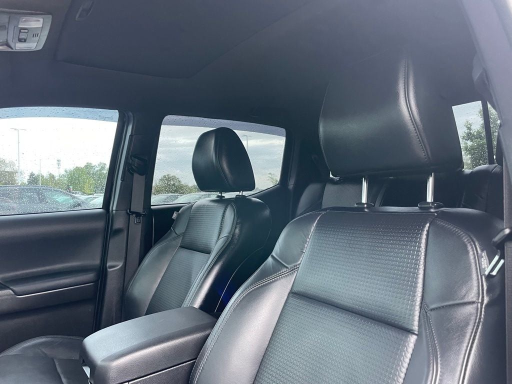 2023 Toyota Tacoma TRD Off-Road V6 - SUNROOF / JBL AUDIO