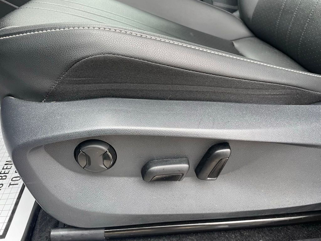 2024 Volkswagen Tiguan 2.0T SE R-Line Black Styling Package - Blind Spot Monitor / AWD