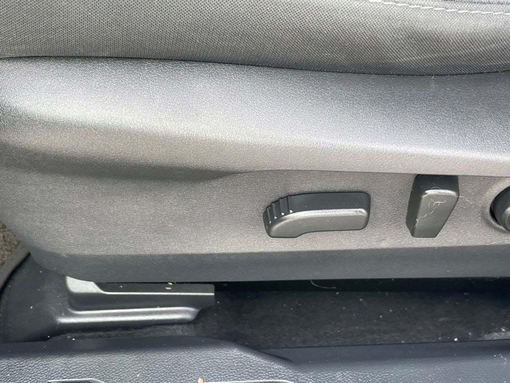 2024 Subaru Outback Premium - BLIND SPOT DETECTION / POWER LIFTGATE