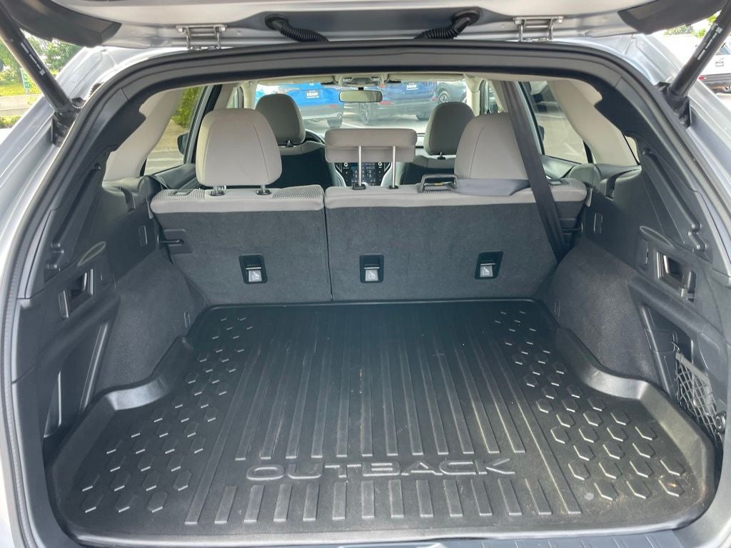 2024 Subaru Outback Premium - BLIND SPOT DETECTION / POWER LIFTGATE
