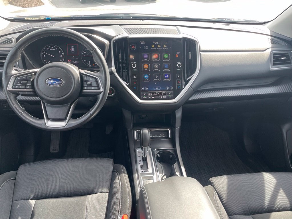 2025 Subaru Ascent Premium - 7 PASSENGER / APPLE CARPLAY