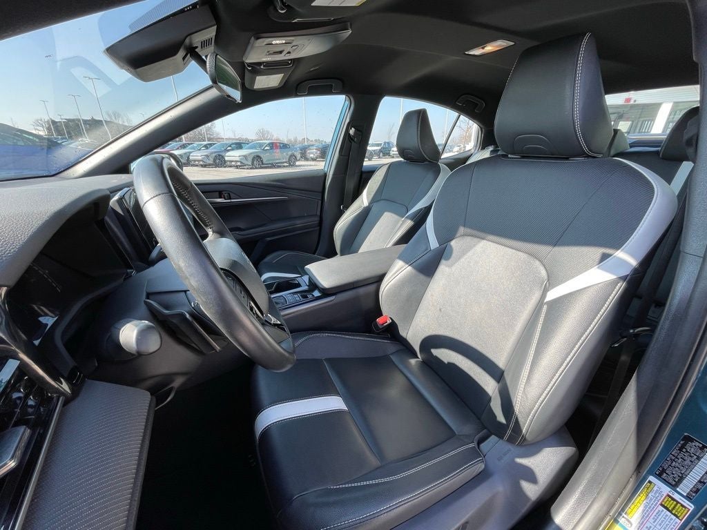 2025 Toyota Camry SE - WIRELESS CHARGING / BLIND SPOT MONITOR