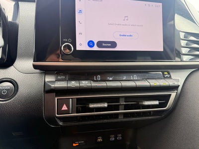 2025 Toyota Camry LE - 53 MPG / APPLE CARPLAY