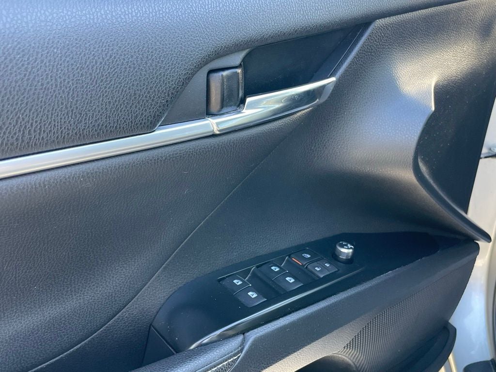 2020 Toyota Camry XSE - APPLE CARPLAY / BLIND SPOT MONITORING