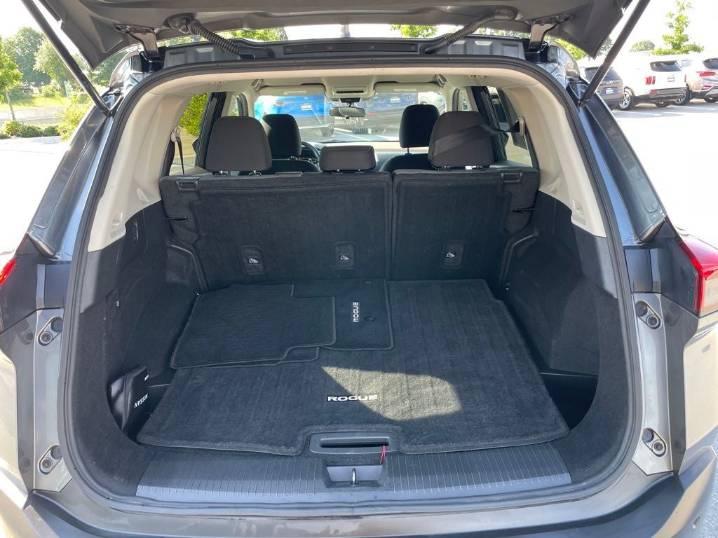 2021 Nissan Rogue S - 35 MPG / APPLE CARPLAY