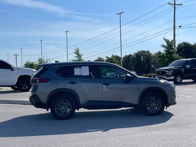 2021 Nissan Rogue S - 35 MPG / APPLE CARPLAY