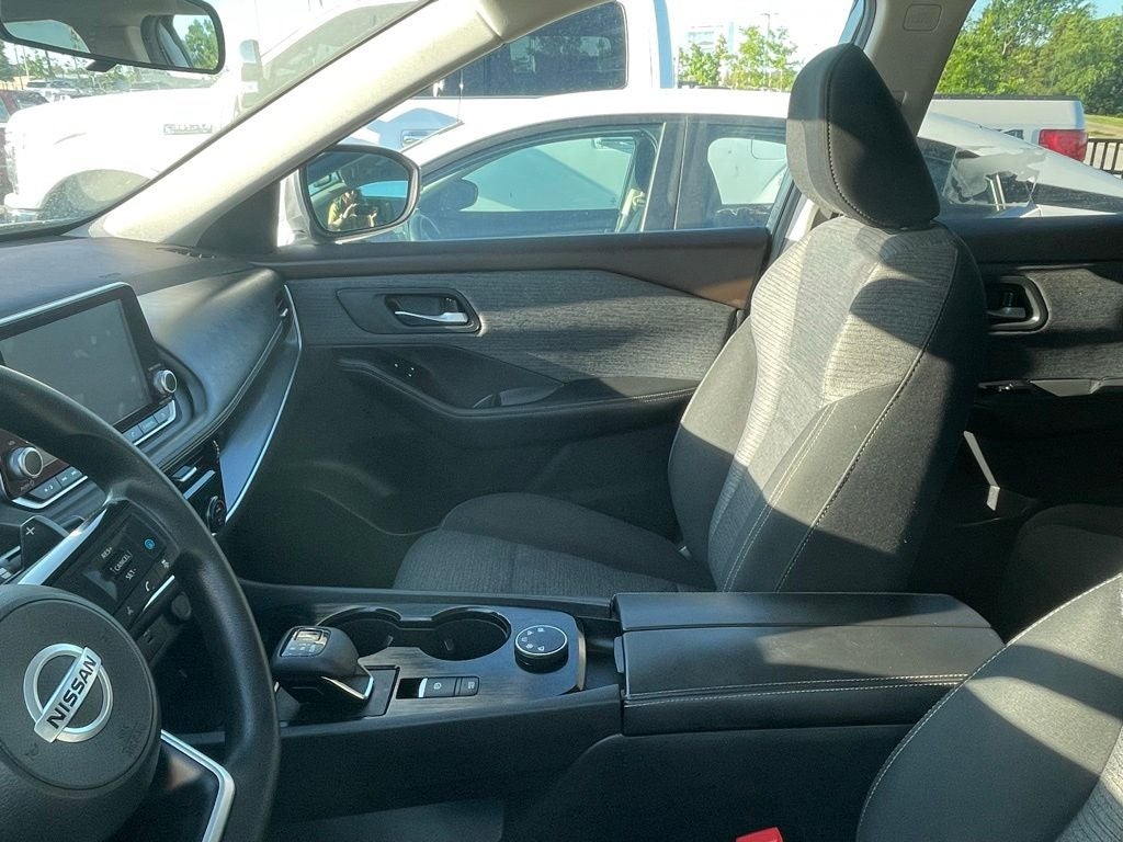 2021 Nissan Rogue SV - REMOTE START / AUTO HEADLIGHTS