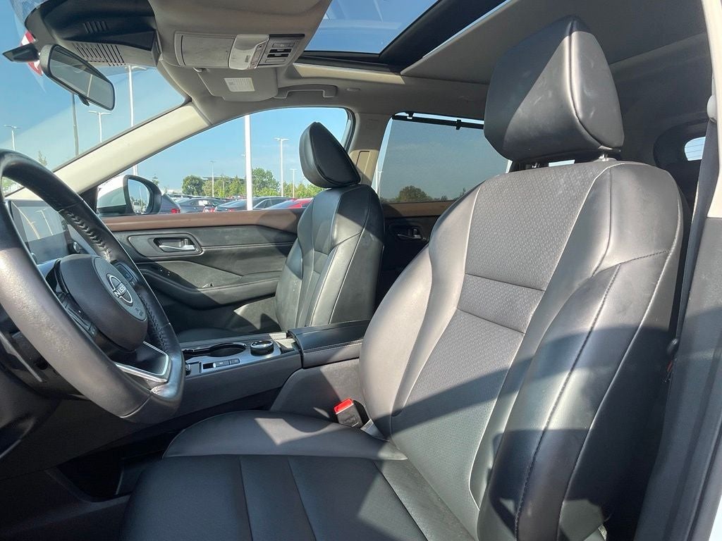 2023 Nissan Rogue SV - PANORAMIC MOONROOF / POWER LIFTGATE