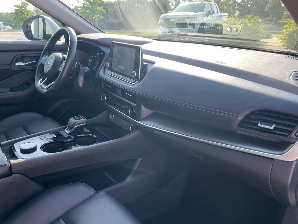2023 Nissan Rogue SV - PANORAMIC MOONROOF / POWER LIFTGATE