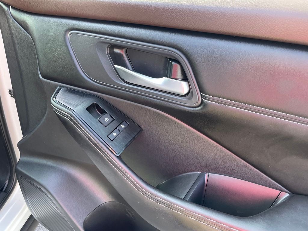2023 Nissan Rogue SV - PANORAMIC MOONROOF / POWER LIFTGATE