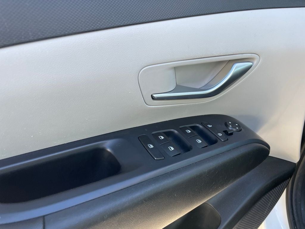 2022 Hyundai TUCSON SEL - ONE OWNER / HEATED SEATS