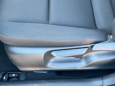 2025 Toyota Corolla LE - 41 MPG / APPLE CARPLAY