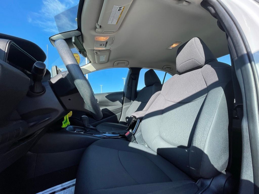2022 Toyota Corolla LE - APPLE CARPLAY / PRE-COLLISION SYSTEM