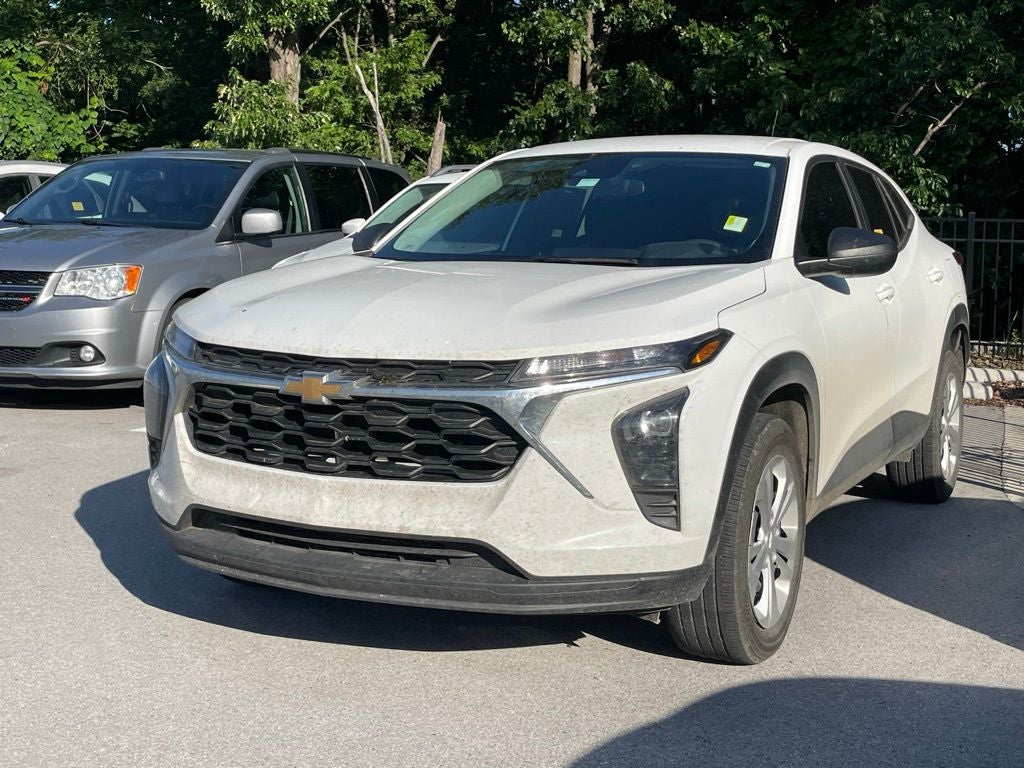 2025 Chevrolet Trax LS