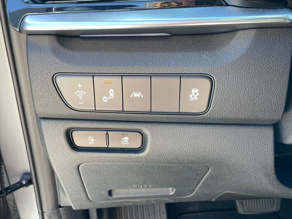 2022 Kia Niro EV EX Premium - KIA CERTIFIED / ONE OWNER