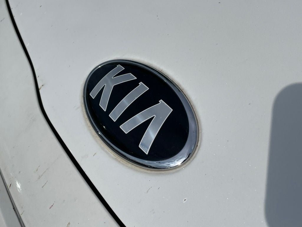 2020 Kia Soul LX - MANUAL TRANSMISSION