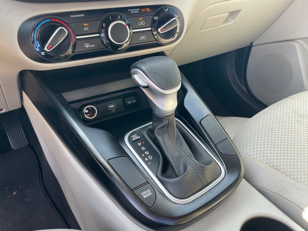2020 Kia Soul LX - APPLE CARPLAY / LOW MILEAGE