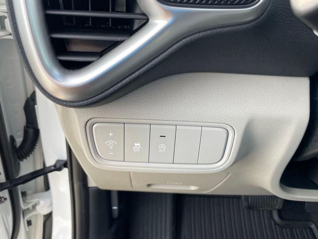 2025 Kia Soul LX - KIA CERTIFIED / BLIND SPOT MONITOR