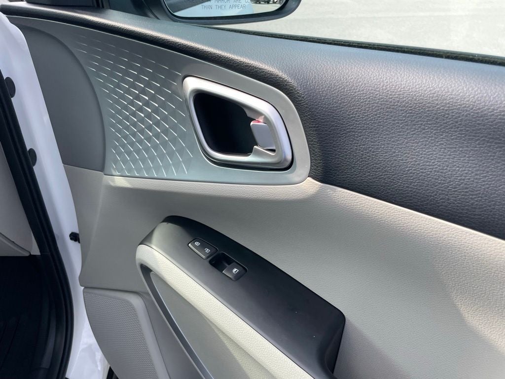 2025 Kia Soul LX - KIA CERTIFIED / BLIND SPOT MONITOR