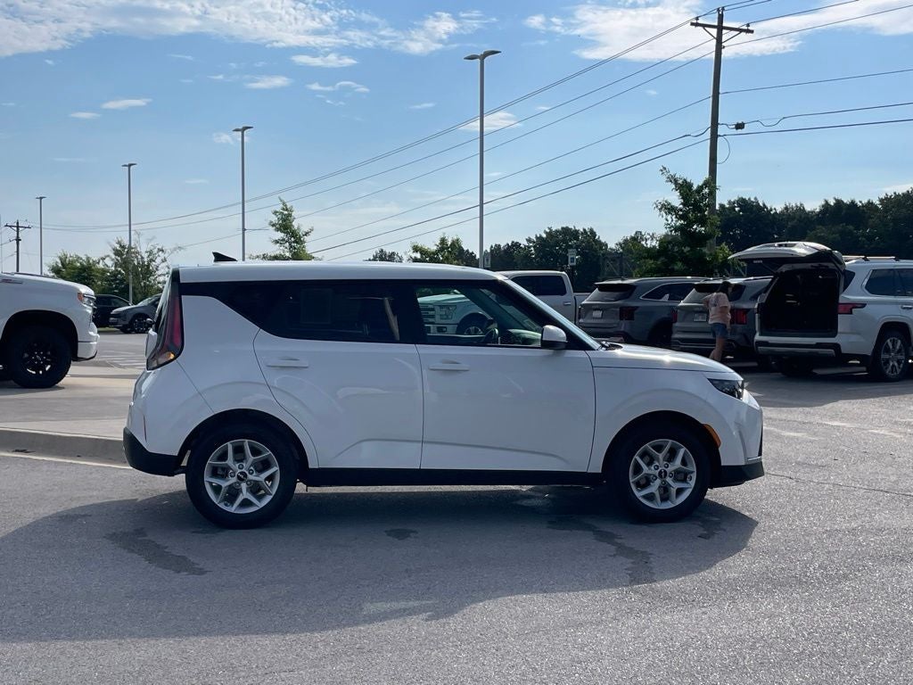 2025 Kia Soul LX - KIA CERTIFIED / BLIND SPOT MONITOR