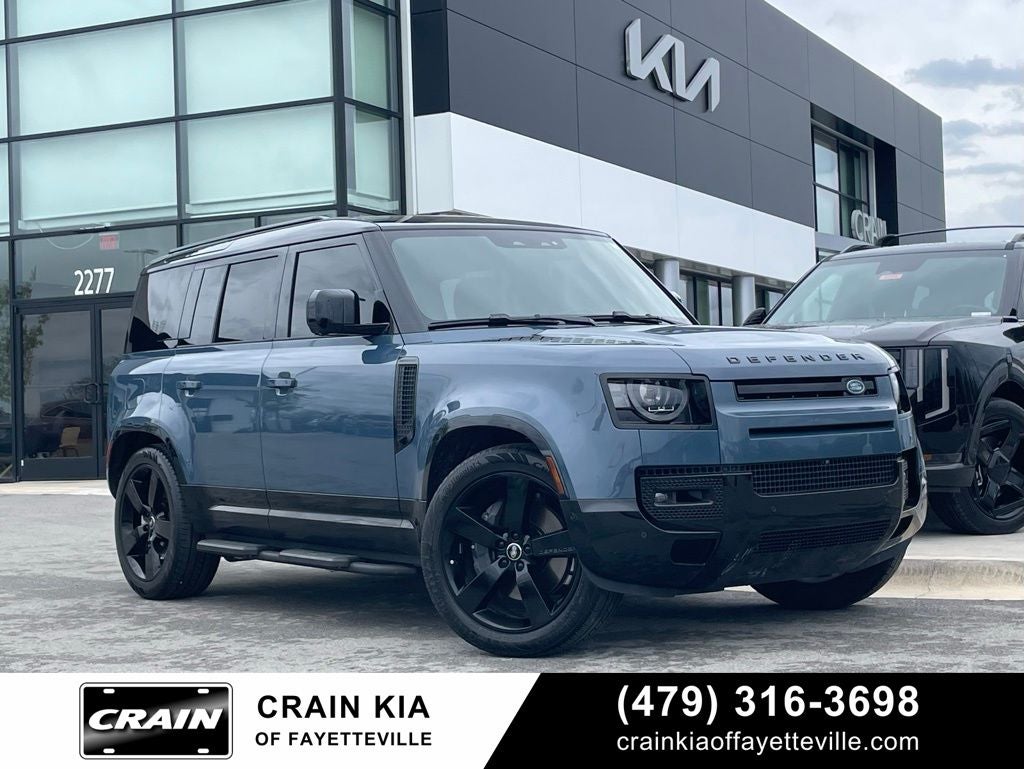 2025 Land Rover Defender 110 X-Dynamic SE - PANORAMIC ROOF / ELECTRONIC AIR SUSPENSION