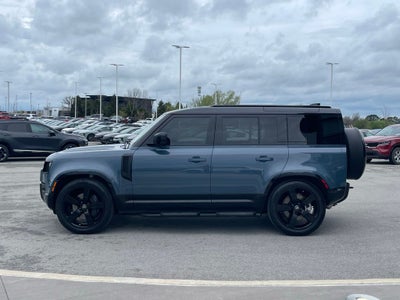 2025 Land Rover Defender 110 X-Dynamic SE - PANORAMIC ROOF / ELECTRONIC AIR SUSPENSION