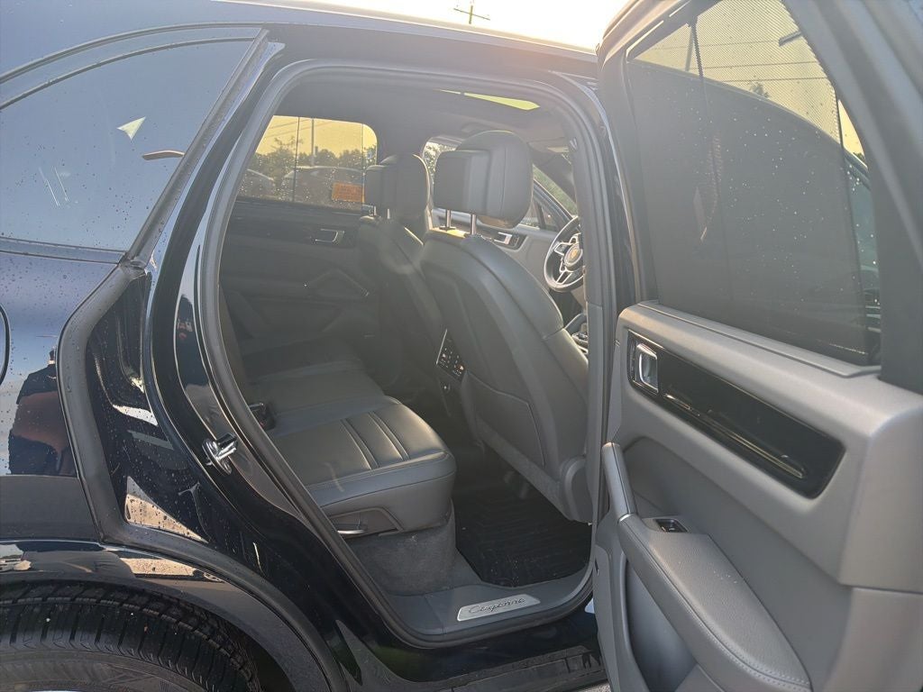 2019 Porsche Cayenne Base - PANORAMIC SUNROOF / MEMORY SEATS