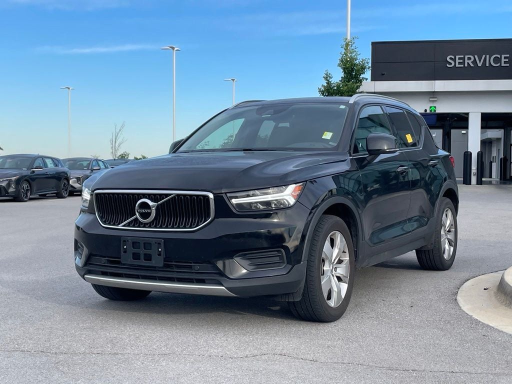 2020 Volvo XC40 Momentum