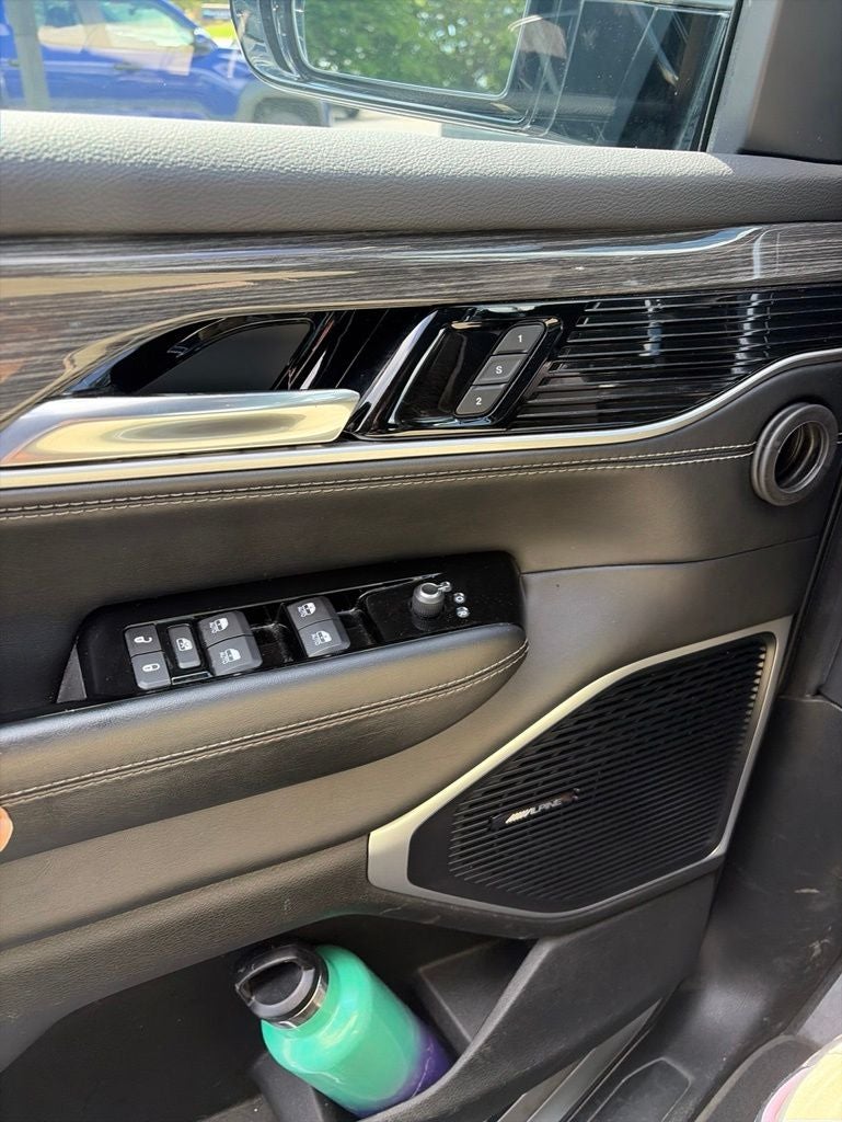 2022 Jeep Wagoneer Series II