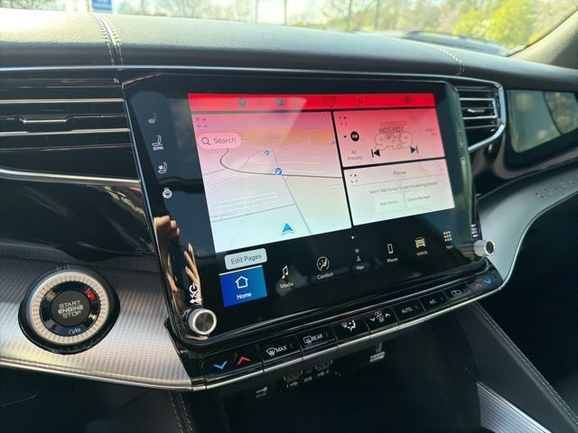 2023 Jeep Grand Wagoneer Base